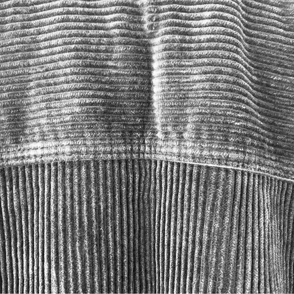 Essentials Style Black Corduroy Snap Front Oversized Shacket Shirt M - Picture 5 of 6